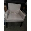 Image 1 : White Armchair with Wooden Legs