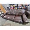 Image 6 : 3 Seater Leather Sofa with Wooden Feet