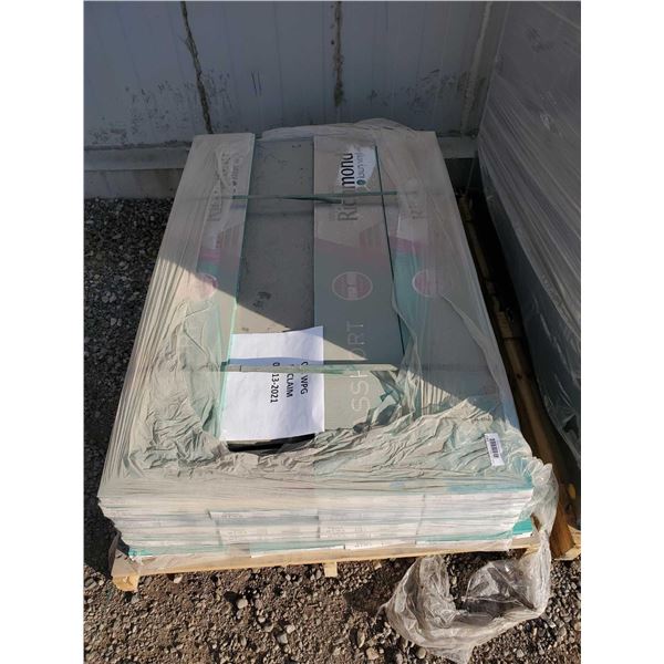 PALLET LOT OF 990SQ FT Richmond Vinyl plank FLOORING - 30.49sq ft per box - 32 boxes