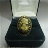 Image 3 : Gold ring with bust portrait
