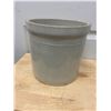 Image 4 : 2 Gallon Medalta Crock (no chips or cracks