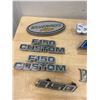 Image 2 : Lot of Chevrolet and Ford Emblems