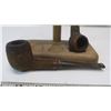 Image 12 : Pipe smokers set, 3 vintage pipes, pipe stand, vintage pipe case.
