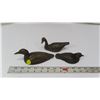 Image 1 : 3 Ducks unlimited 10/30 Club, carved ducks