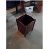 Image 2 : Wood Plant Stand - 13x13x19"