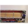 Image 3 : NewRay Volvo Diecast Tractor-Trailer 1/32 Scale