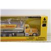 Image 2 : New Ray Peterbilt Model 379 Shell Double Tanker Truck Diecast 1/32