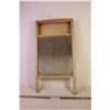 Image 1 : Antique Washboard w/ Glass