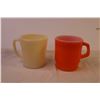 Image 5 : (2) Fire King Mugs + Glasbake Divided Dish