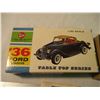 Image 2 : 1936 Ford Roadster - 1:32 Scale Model Kit