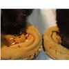 Image 2 : Mukluks boots