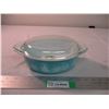 Image 1 : Pyrex casserole dish - Snowflake design