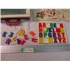 Image 4 : Fisher Price magnet board spelling playset