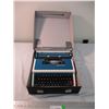 Image 1 : Underwood 315 typewriter with case