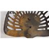 Image 3 : Tractor Seat (damaged - rusted)