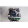 Image 6 : McFarlane's Sports Picks - Goalie Dan Cloutier Vancouver Canucks (unopened) - Mishael Boeser Vancouv