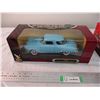 Image 1 : Road Signatures 1:18 diecast 1950 Studebaker Champion (blue)
