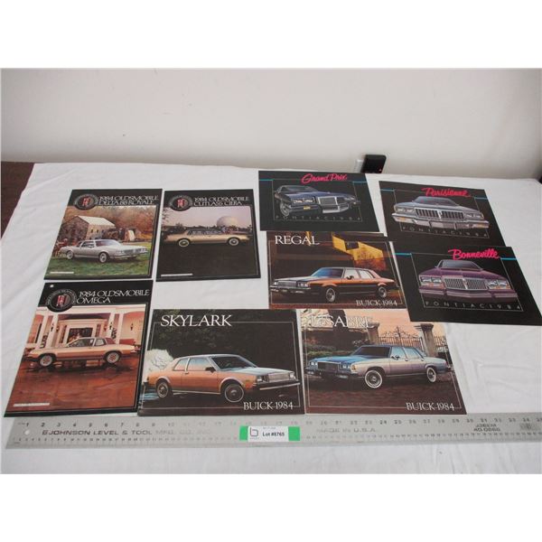 (9) Car brochures