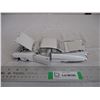 Image 3 : Jada 1958 Cadillac Deville white convertible - 1:24 diecast