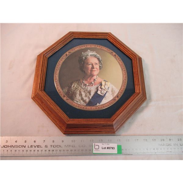 Bradford Exchange - our gracious majesty - framed