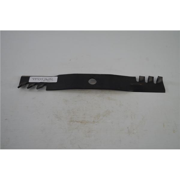 Kubota set of 3 mulching blades