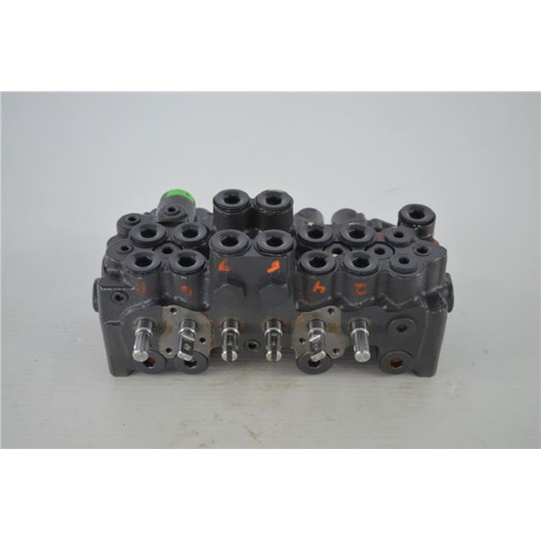 Kubota valve assembly for Kubota L47 backhoe