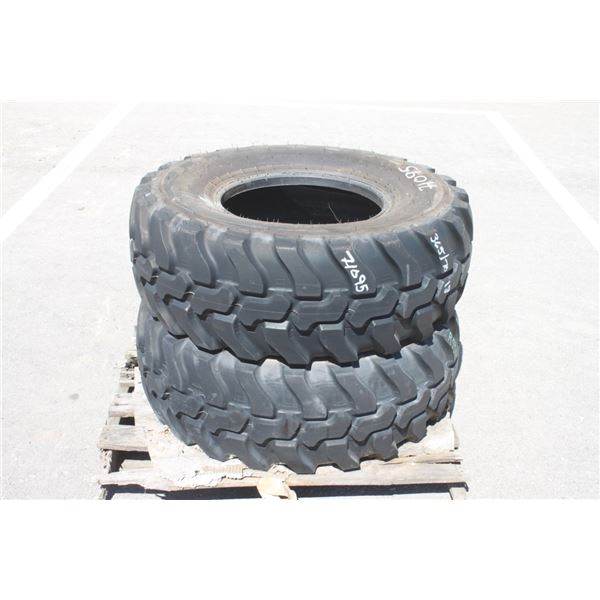 Dunlop Pair of 365/70R18 tires, 95% tread