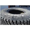Image 6 : Firestone 12.5/80-18, set of 4 tires, no rim