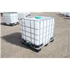 Image 1 : Unknown 200 gal liquid poly tote