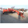 Image 3 : CIH DCX131 13' discbine, center swing, 1000 pto, standard drawbar hitch, rubber rolls