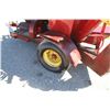 Image 8 : New Holland 357 mix mill, hydraulic auger