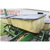 Image 14 : JD 7000 6 row corn planter, dry fertilizer, monitor