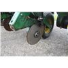 Image 9 : JD 7000 6 row corn planter, dry fertilizer, monitor