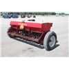 Image 6 : IH 5100 16 run seed drill, grass box, dry fertilizer