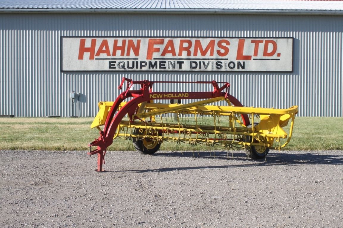 New Holland 256 side rake