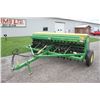 Image 2 : JD 8250 18 run seed drill, grassbox