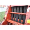 Image 13 : Hesston 530 round baler, estate consignment