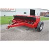 Image 2 : CIH 5300 18 run seed drill, grass box, double disc, excellent, low acres
