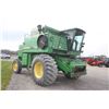 Image 4 : JD 7720 Titan II 4wd combine, 30.5x32, 2speed cylinder, 3994 hours