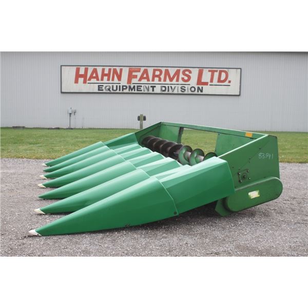 JD 643 6 row corn head, GVL poly conversion, fluted rolls, level land, 30" spacing