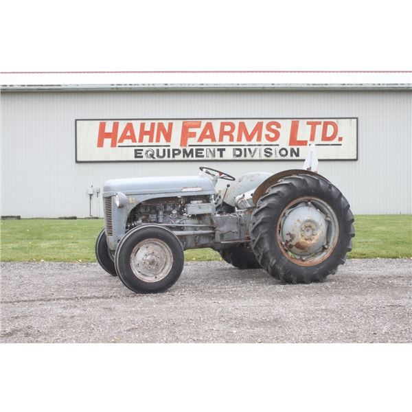 Ferguson TEA 2wd tractor, gas, 12.4x28, one owner