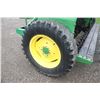 Image 9 : JD 8200 18 run drill, double disc, press wheels, one owner
