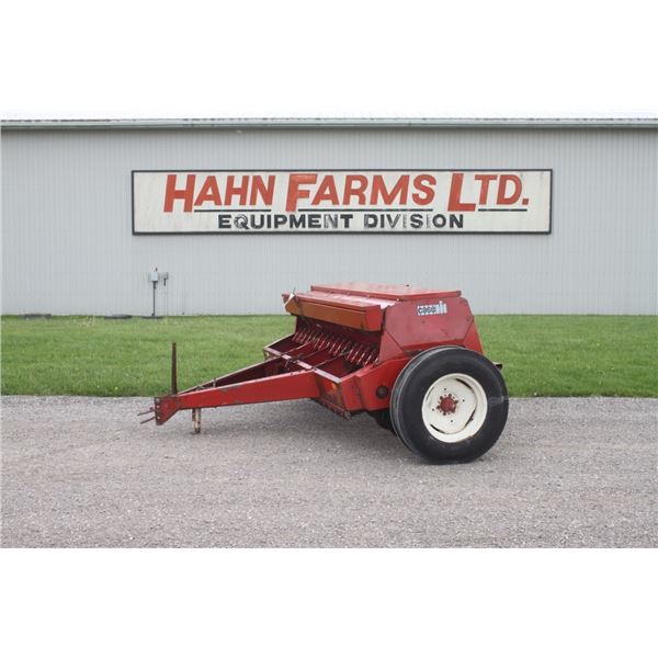 IH 5100 16 run seed drill, grass box, press wheels