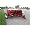 Image 3 : IH 5100 16 run seed drill, grass box, press wheels