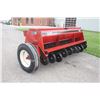 Image 6 : IH 5100 16 run seed drill, grass box, press wheels