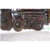 Image 8 : IH 5100 16 run seed drill, grass box, press wheels