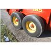 Image 10 : New Holland 195 tandem axle manure spreader, top beater, end gate, hydraulic drive apron, one owner