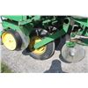 Image 13 : JD 7000 6 row corn planter, dry fertilizer, monitor, local retirement