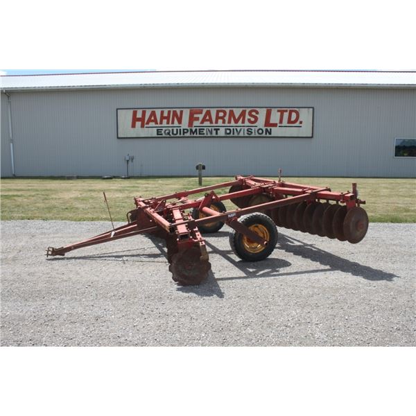 MF 520 14' wheel disc, good blades