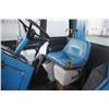 Image 17 : Ford 8600 2wd tractor, cab, 18.4x38, 2 remotes, 7056 hours, one owner